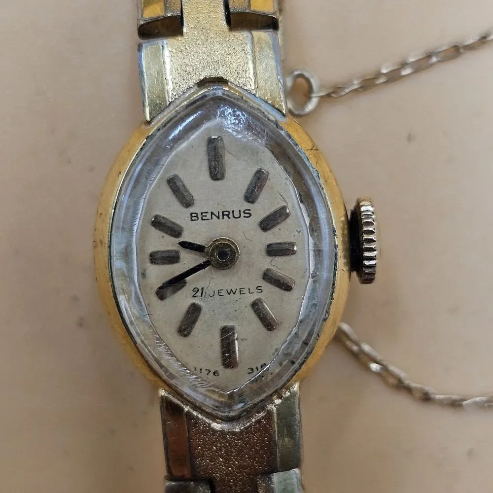 Benrus 1176-318 21 Jewel Gold Tone Vintage Ladies Cocktail Watch Runs Great